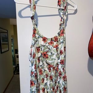Flowy floral short dress